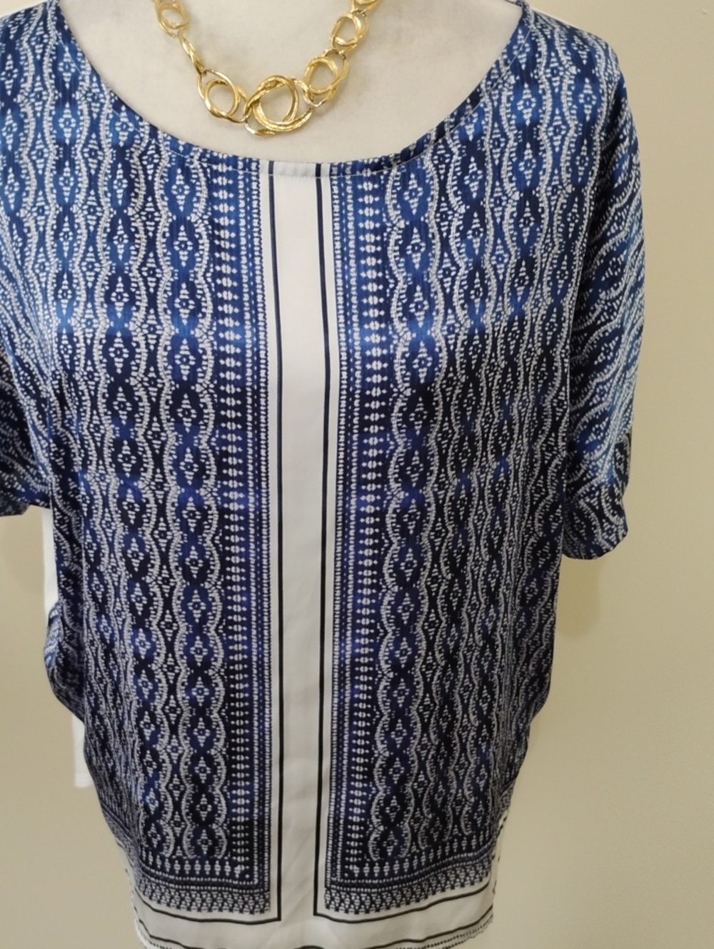 The Limited Blue and White Short-Sleeve Scoop Neck Top
